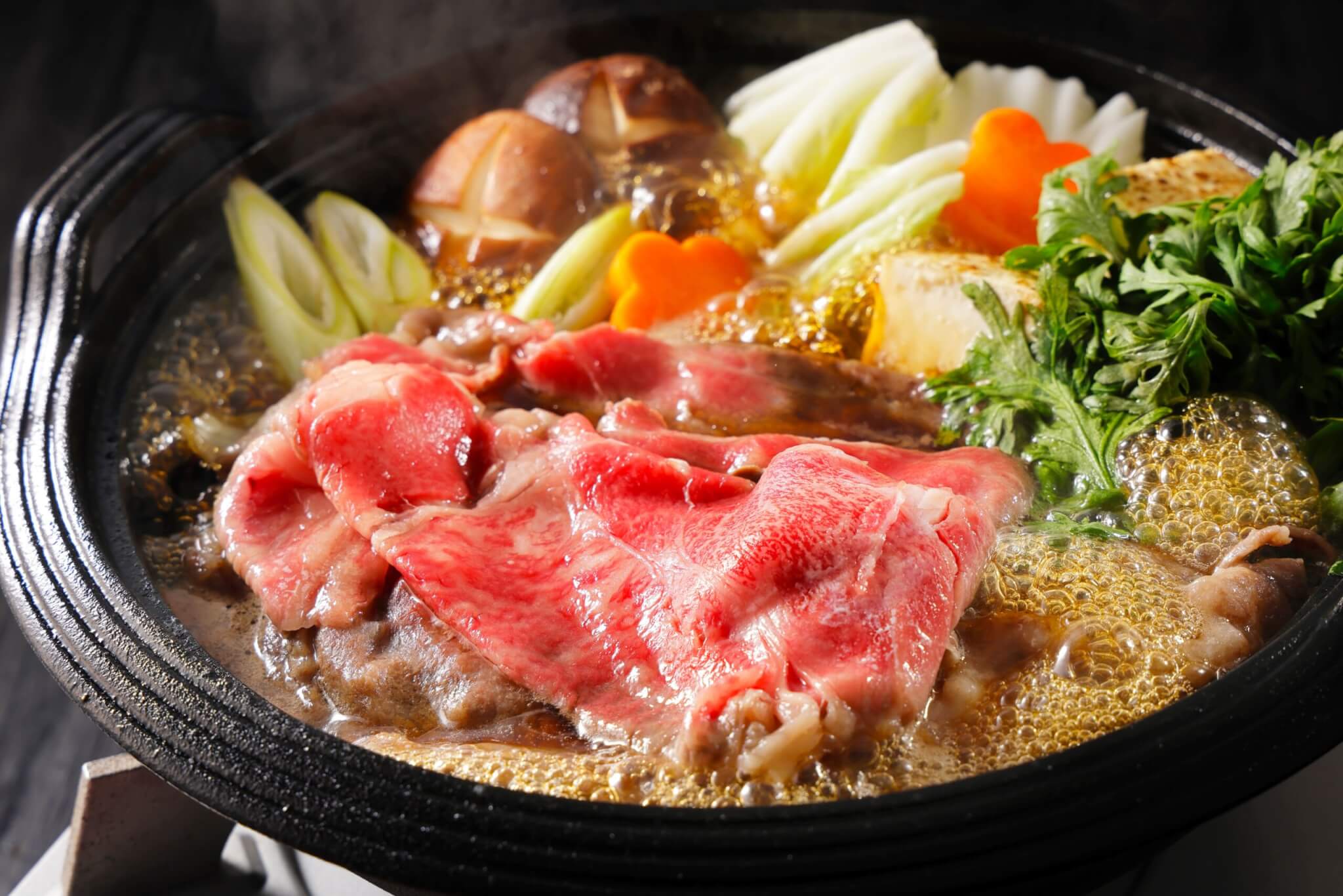 炊き立ての釜炊き白ごはんと肉すき焼き御膳【黒毛和牛・あぐー豚肉・合鴨肉】 ¥3,200の画像