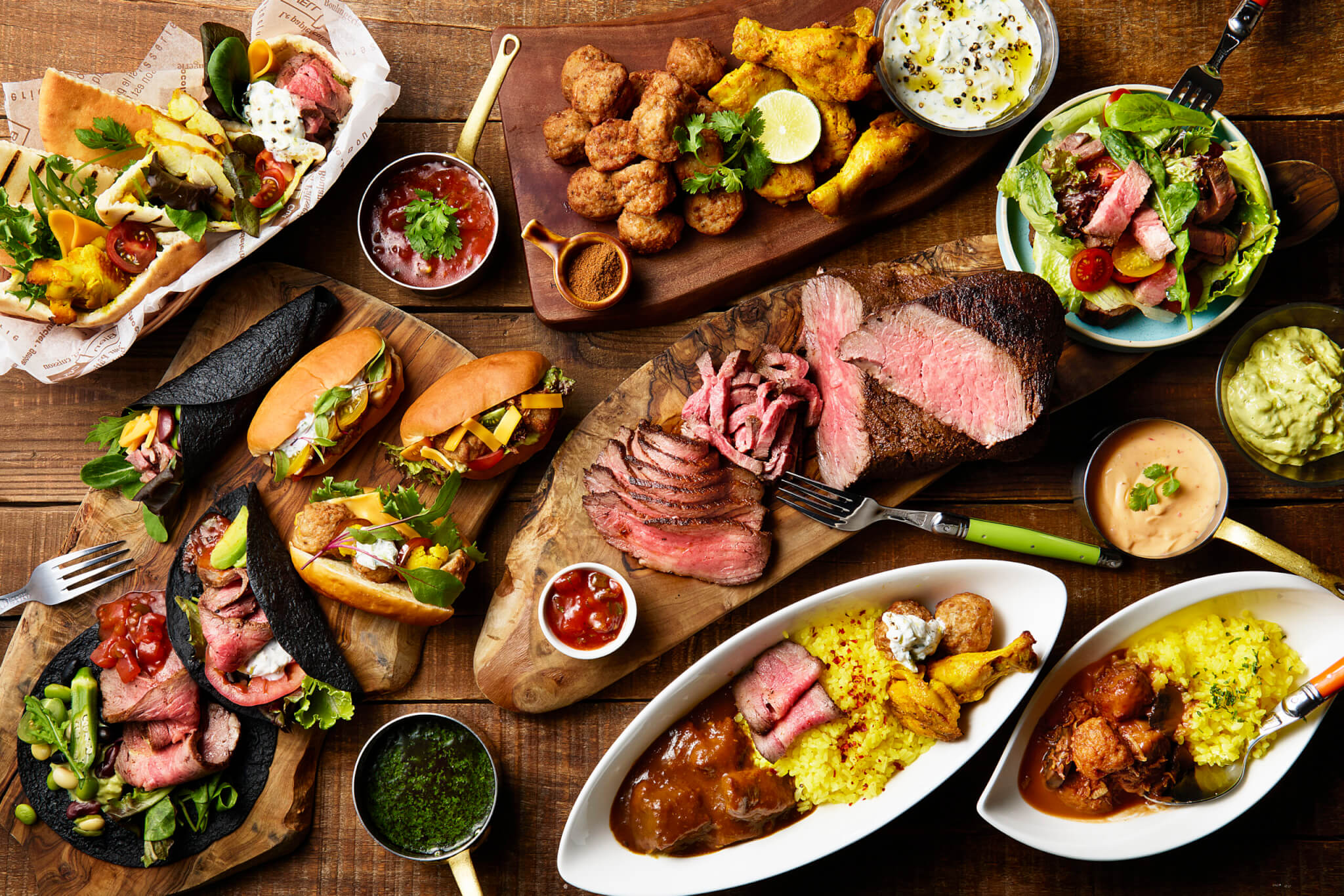 ダイナミックなお肉をお好みでアレンジ料理に！ブッフェフェア「つながるミートパーティー」開催のアイキャッチ画像