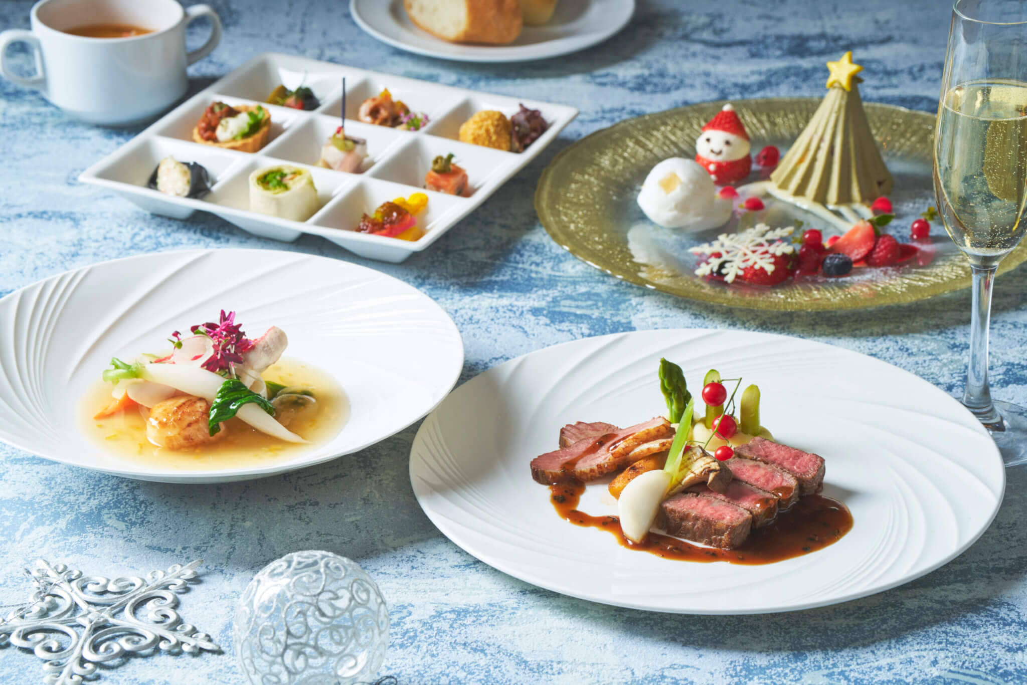 美食と音楽が彩る沖縄のクリスマス 限定フレンチコースに豪華ブッフェが新登場 ホテルメイドの限定クリスマスケーキも販売の画像