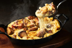 4種の肉が暴れる破壊のマッケンチーズ
