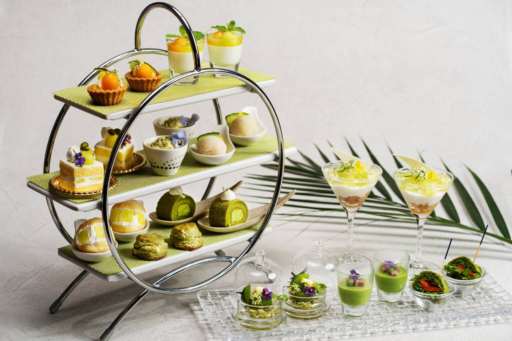 【フリーフローアフタヌーンティー】グリーンアフタヌーンティー:スパークリングワインなど120分飲み放題付き🥂 ～贅沢な香りに包まれて、季節を味わう特別な午後～ 🥂の画像