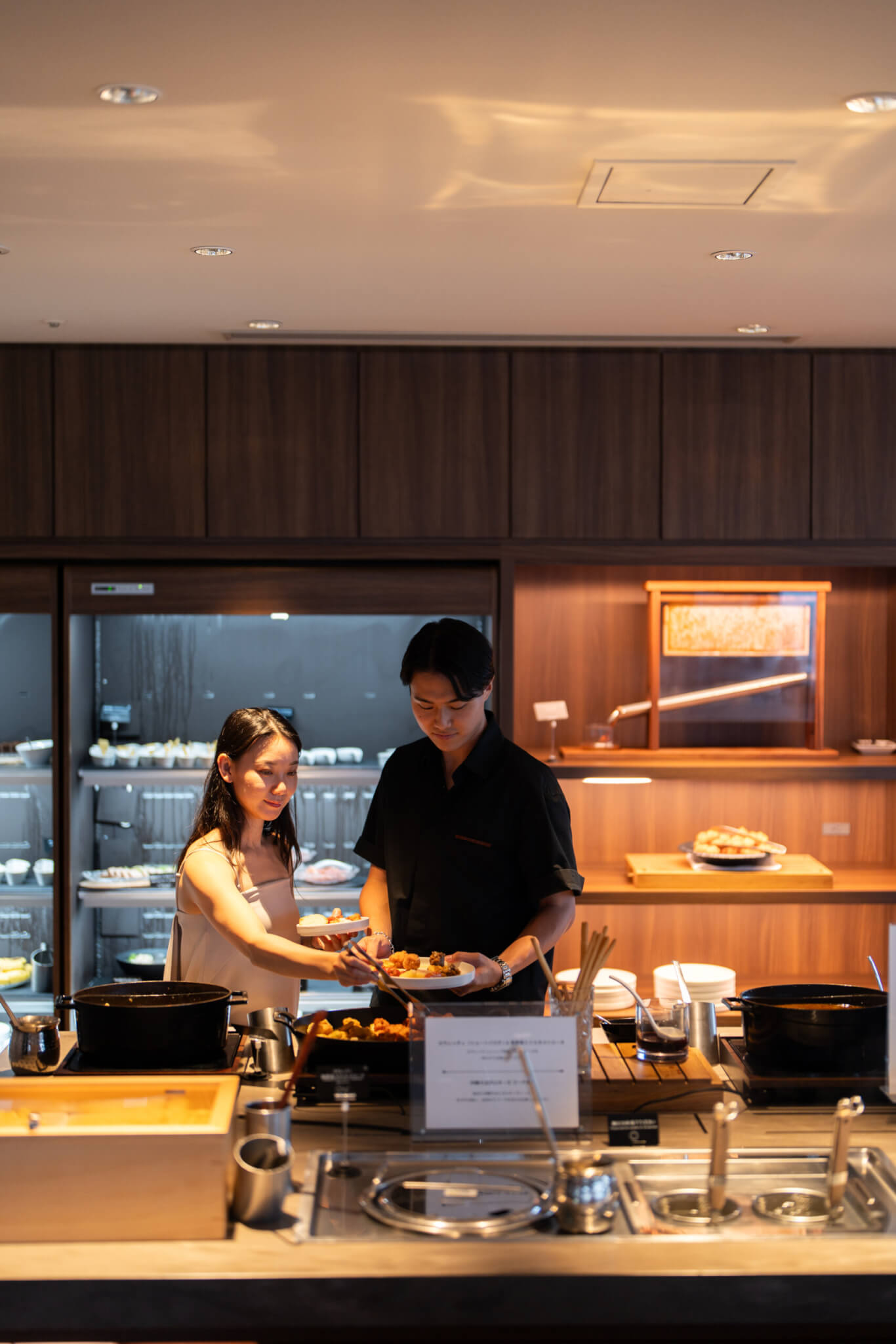 CLUB LOUNGE 1